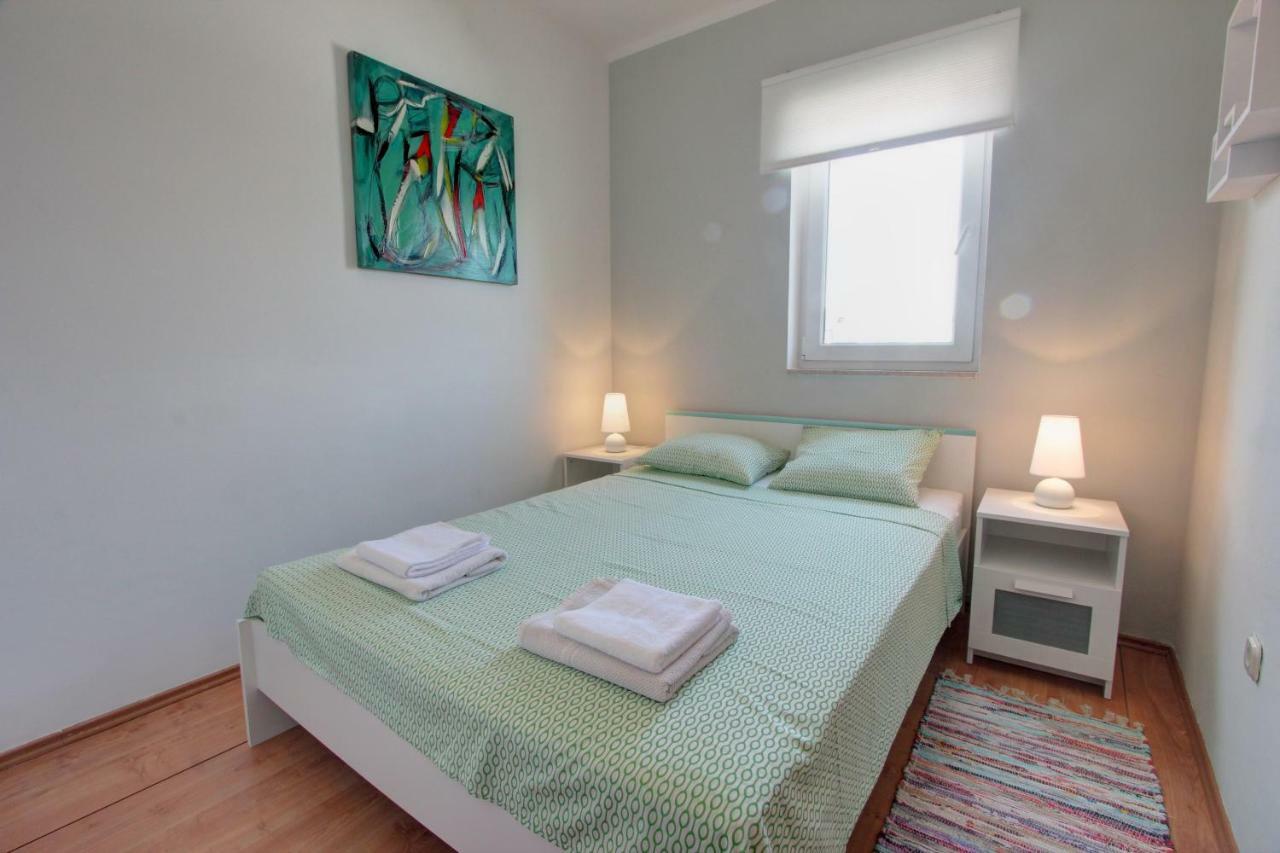 Apartman Pula Exterior foto