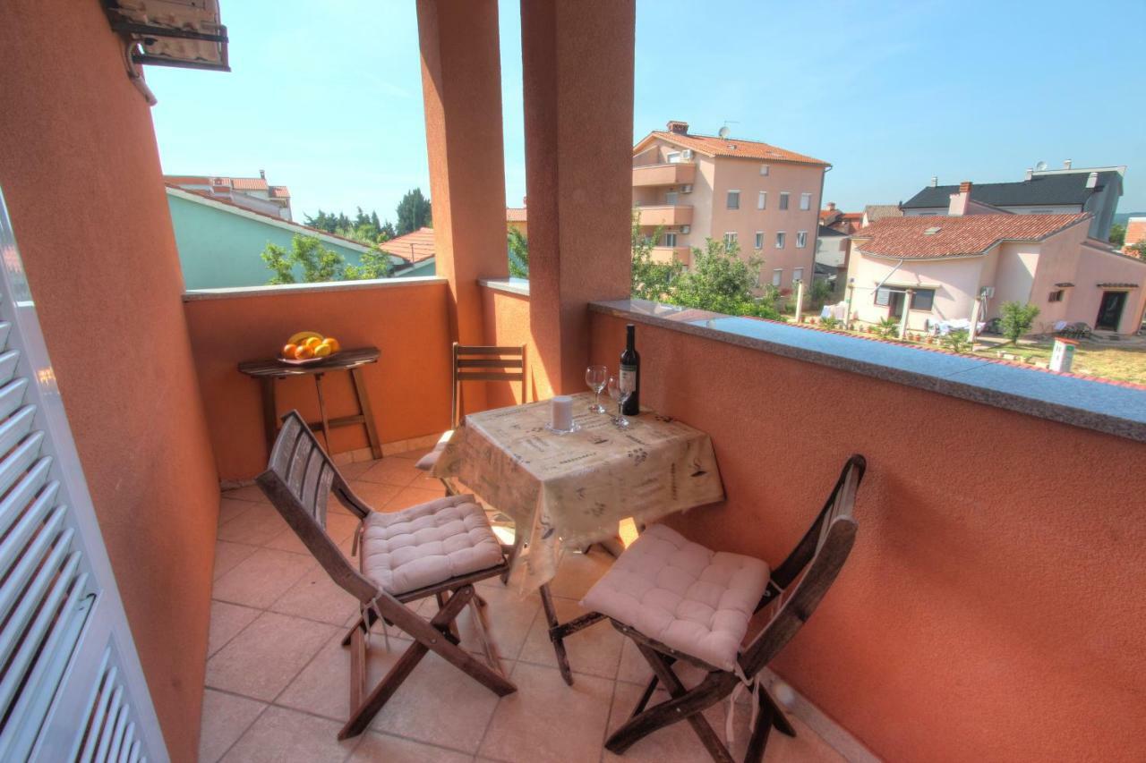Apartman Pula Exterior foto